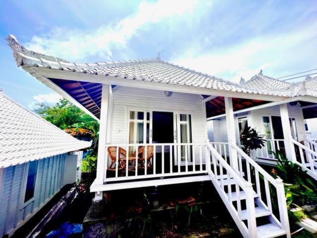 Mista Ceningan'S Beach Bungalows Previously The Kubu 221 Lembongan Extérieur photo